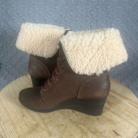 UGG Boots Women’s 7 1003360 Pure Brown Wool Lined Round Toe Wedge Ankle Booties - Picture 6 of 8
